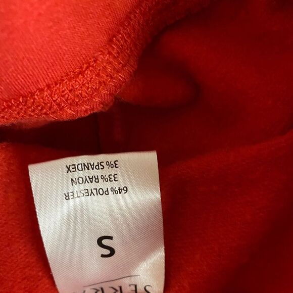 Serra Dark Pink Shorts Small - Picture 3 of 3